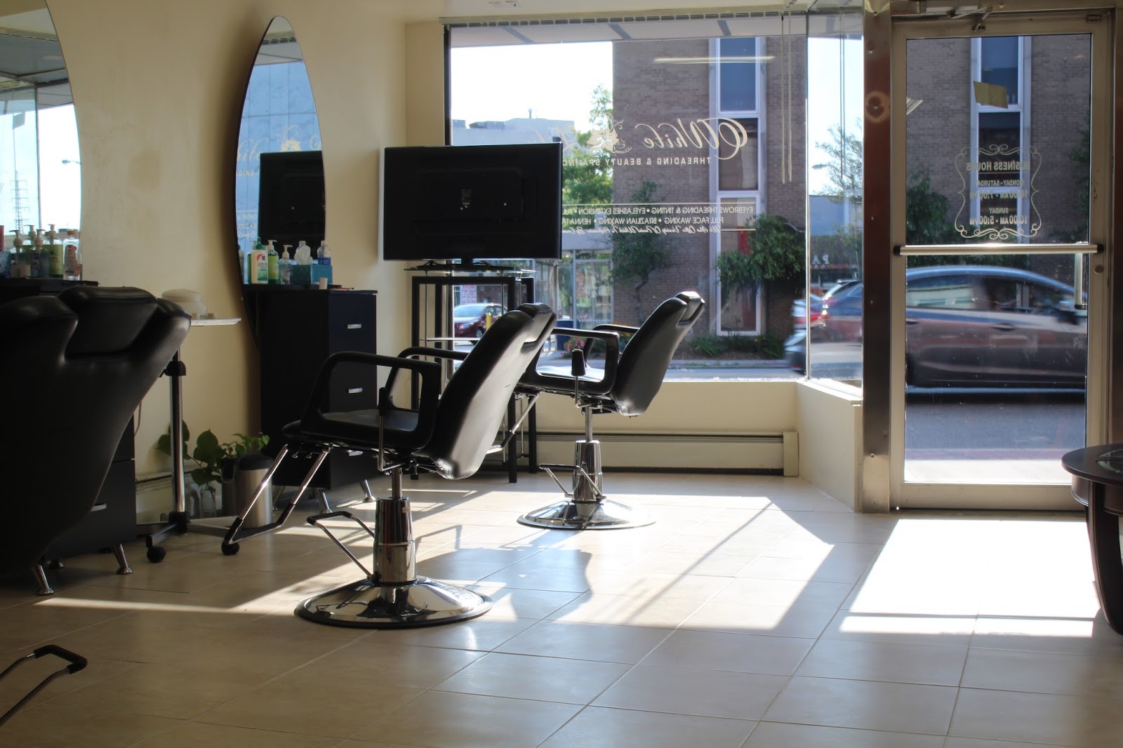 Photo of White Lily Beauty and threading Salon. in Rockville Centre City, New York, United States - 2 Picture of Point of interest, Establishment, Beauty salon