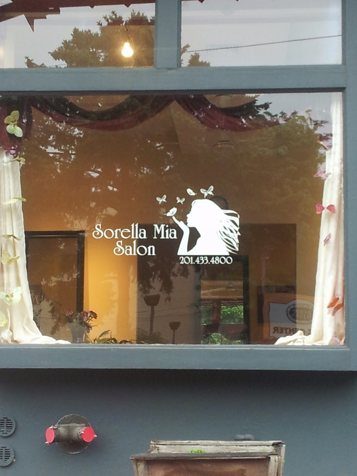 Photo of Sorella Mia Salon in Jersey City, New Jersey, United States - 6 Picture of Point of interest, Establishment, Beauty salon, Hair care