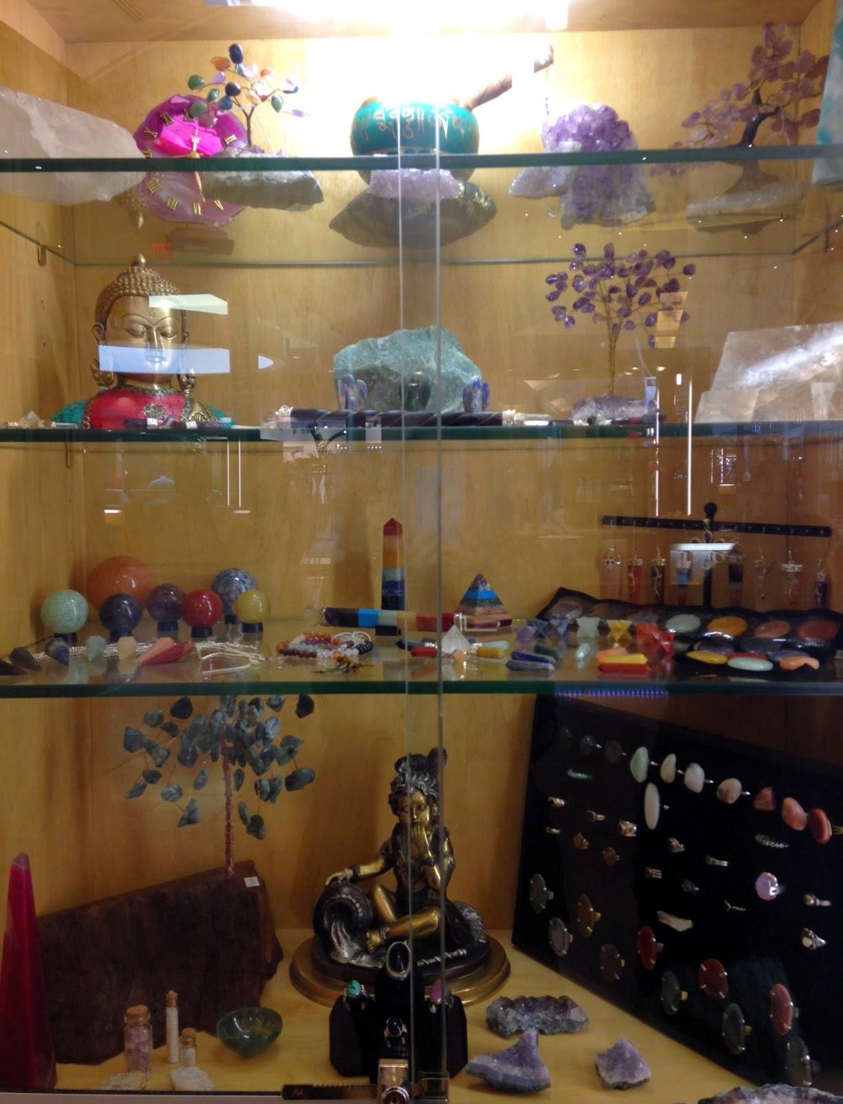 Photo of Rock My World Crystal Shop and Metaphysical Center in North Bergen City, New Jersey, United States - 4 Picture of Point of interest, Establishment, Store, Health, Jewelry store, Gym