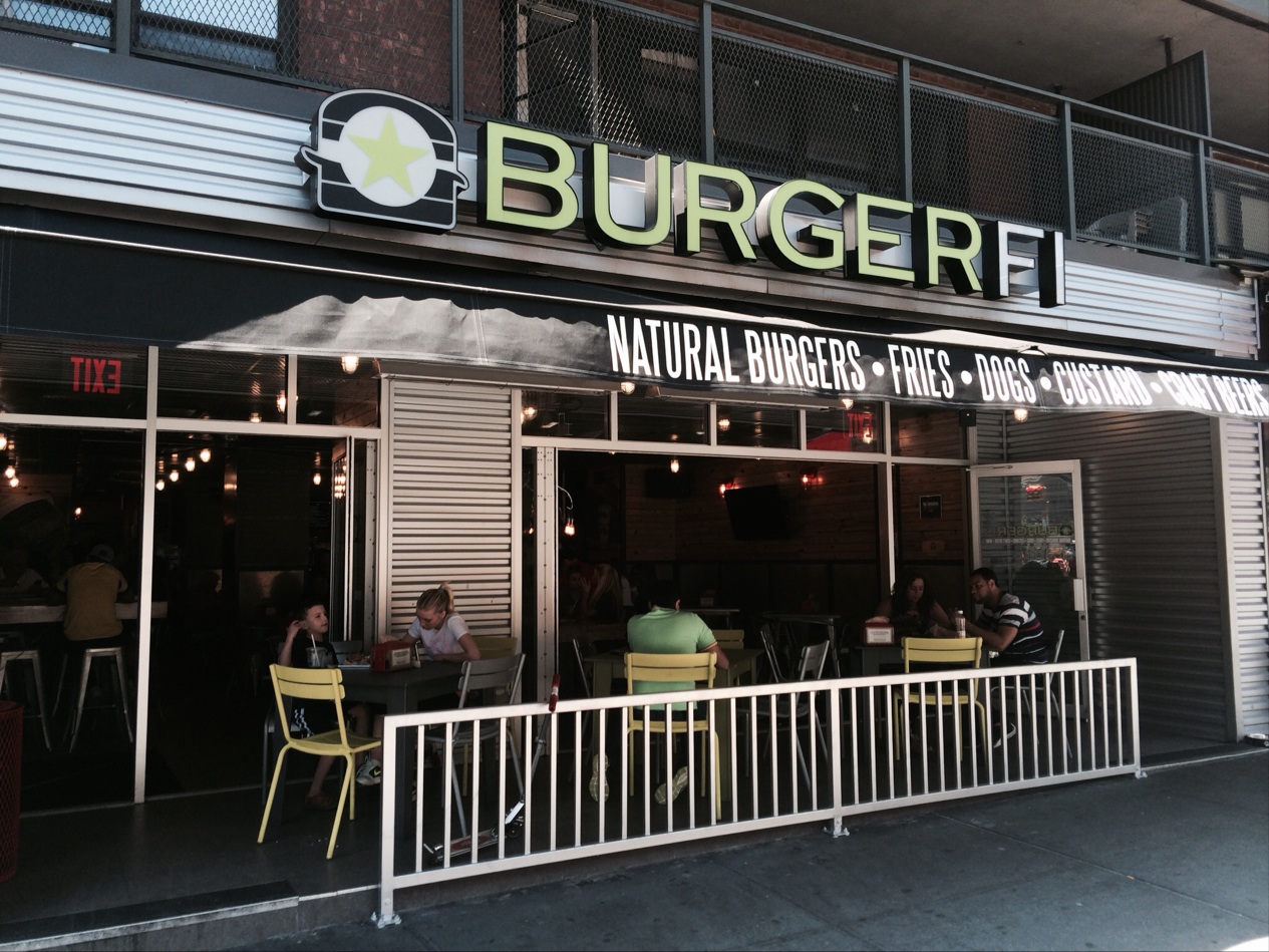 Photo of BURGERFI in New York City, New York, United States - 1 Picture of Restaurant, Food, Point of interest, Establishment, Store, Meal takeaway, Bar