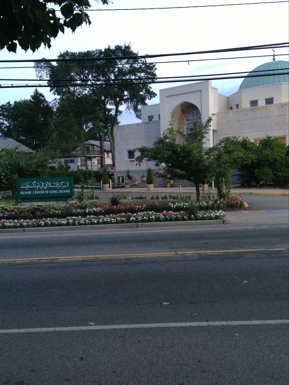 Photo of Islamic Center of Long Island in Westbury City, New York, United States - 3 Picture of Point of interest, Establishment, School, Place of worship, Mosque