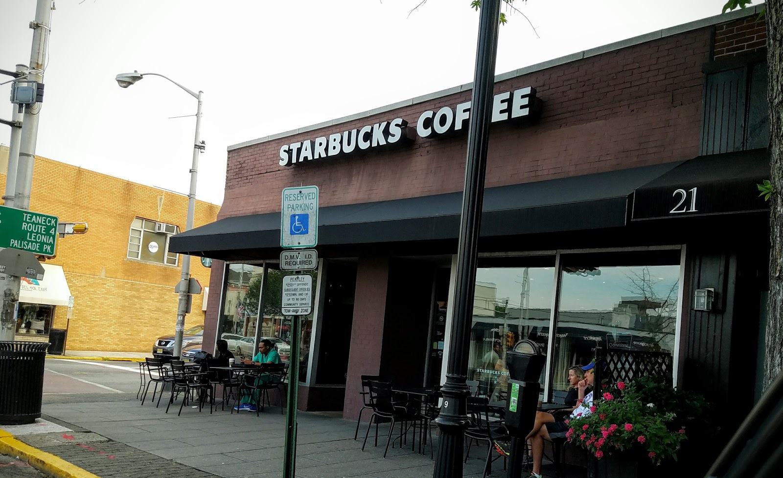 Photo of Starbucks in Englewood City, New Jersey, United States - 1 Picture of Food, Point of interest, Establishment, Store, Cafe