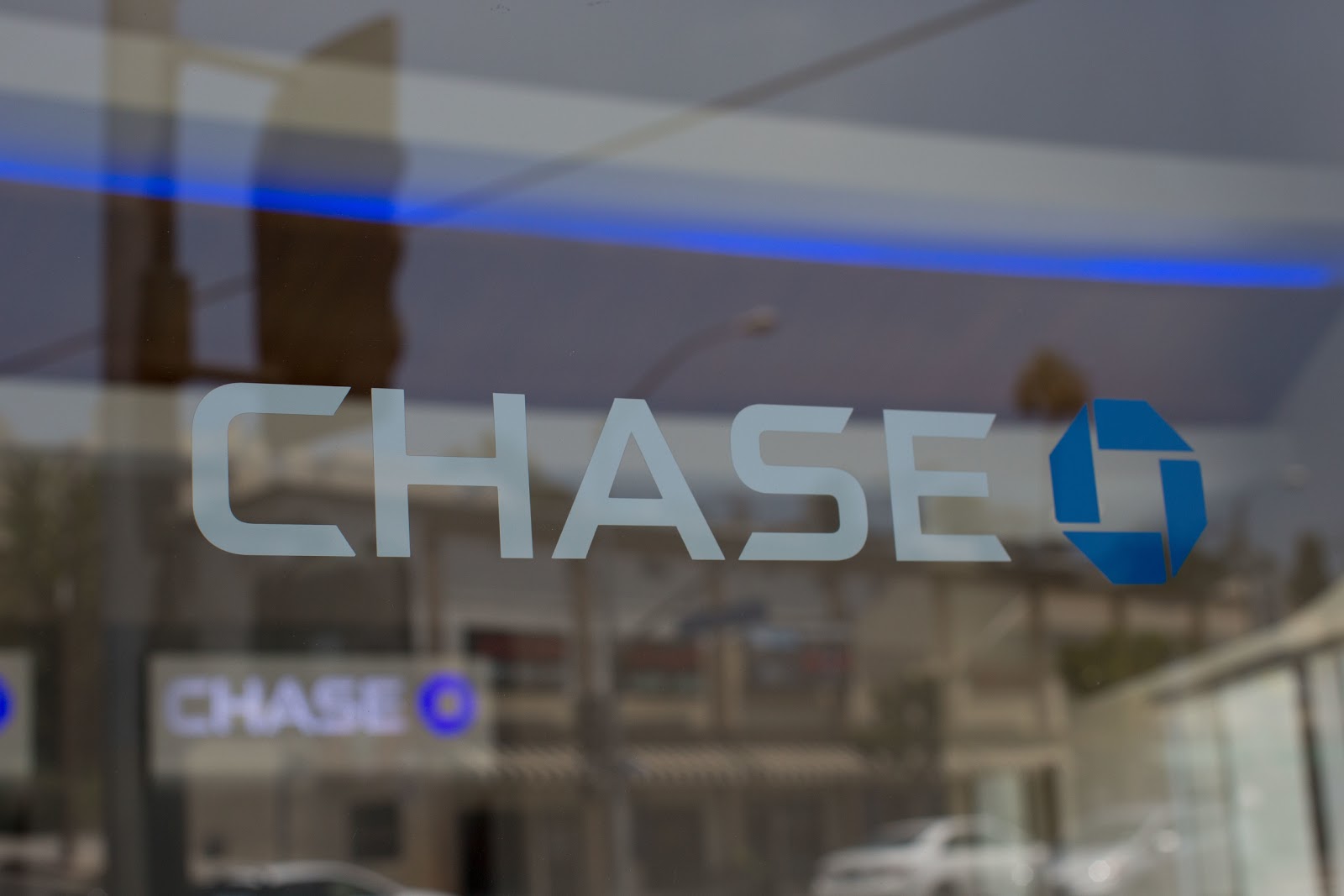 Photo of Chase Bank in Rockville Centre City, New York, United States - 2 Picture of Point of interest, Establishment, Finance, Atm, Bank