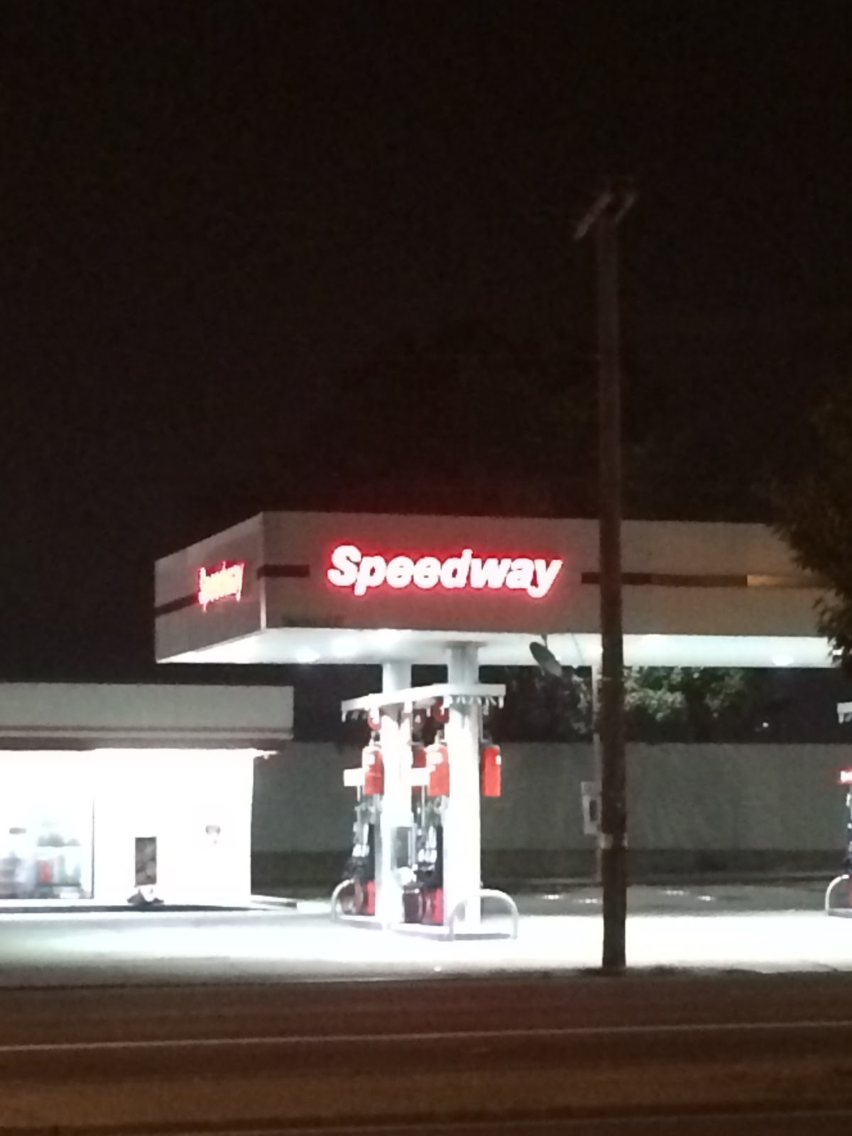 Photo of Speedway in Kings County City, New York, United States - 1 Picture of Food, Point of interest, Establishment, Store, Gas station, Convenience store
