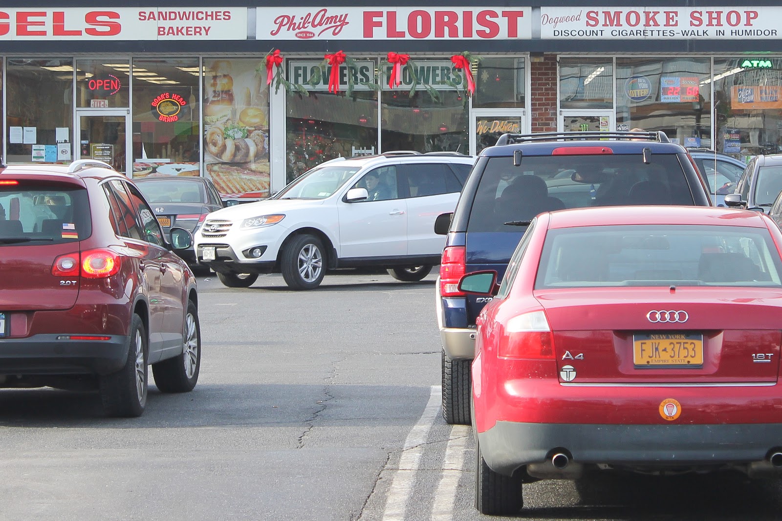 Photo of Phil-Amy Florist in Franklin Square City, New York, United States - 2 Picture of Food, Point of interest, Establishment, Store, Florist