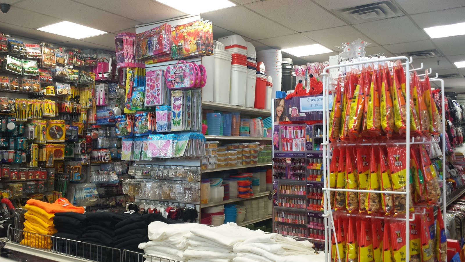 Photo of G&Y Discount 99¢ plus Corp. in Staten Island City, New York, United States - 2 Picture of Point of interest, Establishment, Store