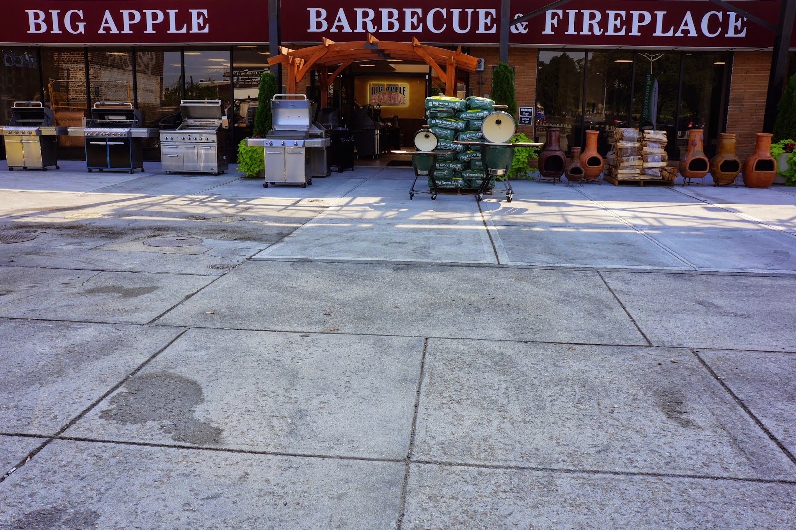 Photo of Big Apple BBQ & Fireplace in East Elmhurst City, New York, United States - 1 Picture of Point of interest, Establishment, Store, Home goods store