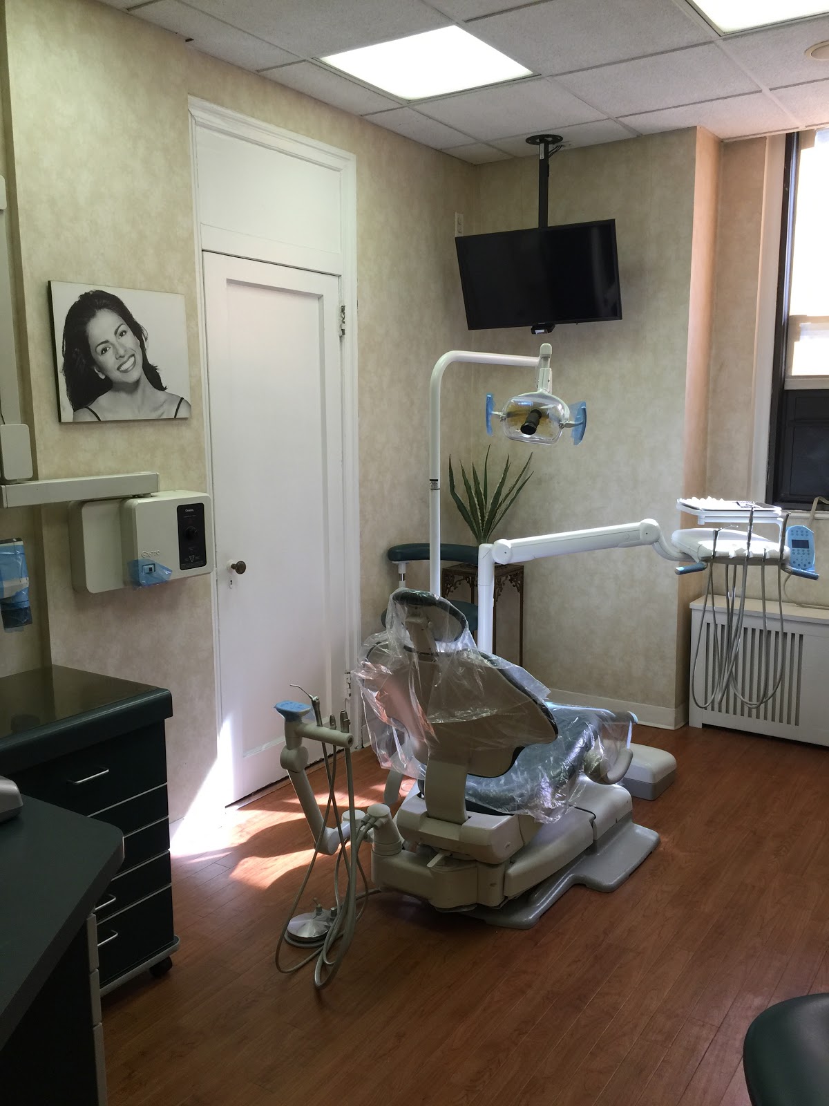 Photo of Stewart Gordon, DDS in New York City, New York, United States - 8 Picture of Point of interest, Establishment, Health, Dentist