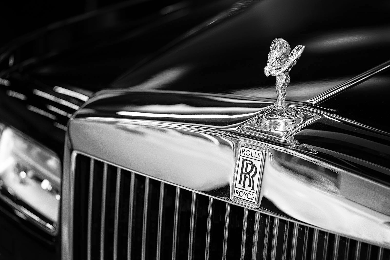 Photo of Rolls-Royce Motor Cars Long Island in Jericho City, New York, United States - 8 Picture of Point of interest, Establishment, Car dealer, Store