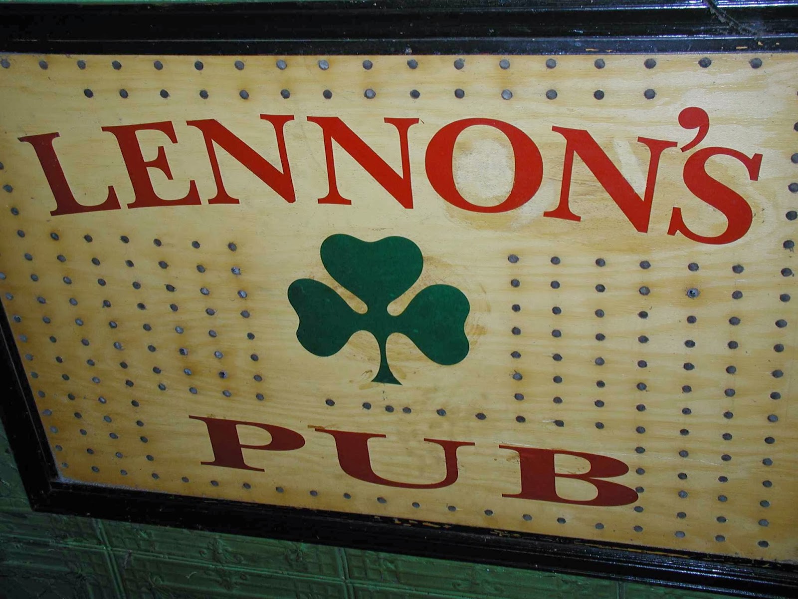 Photo of Lennon's Pub in Port Washington City, New York, United States - 2 Picture of Point of interest, Establishment, Bar