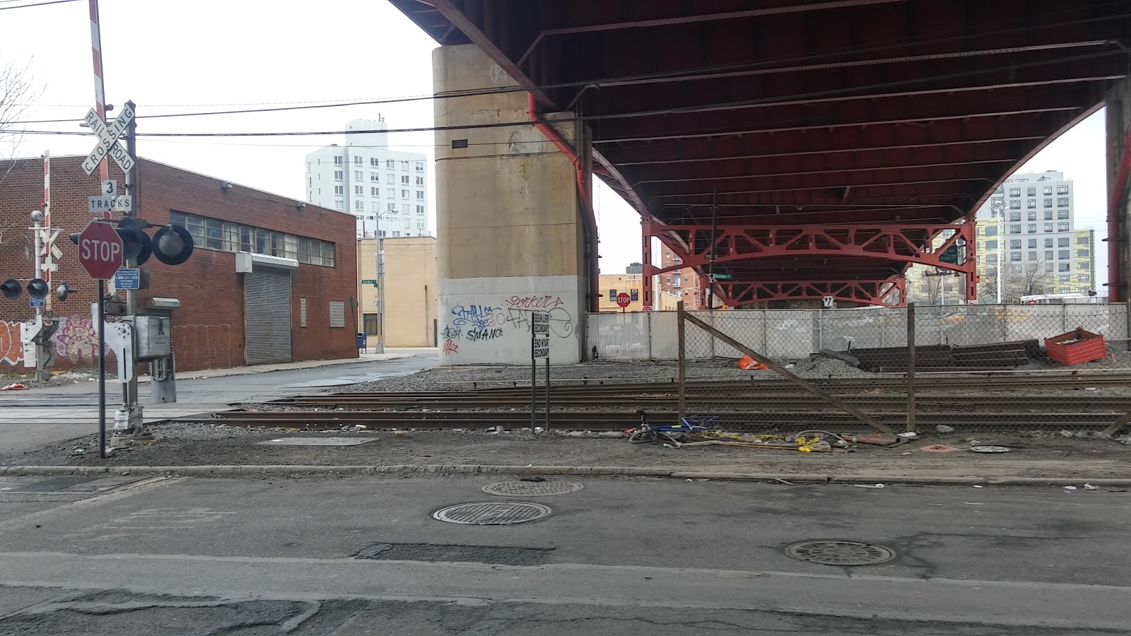 Photo of Long Island City in Queens City, New York, United States - 1 Picture of Point of interest, Establishment, Transit station, Train station