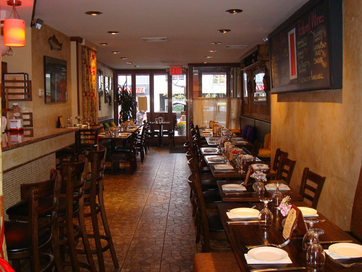 Photo of Ponty Bistro in New York City, New York, United States - 2 Picture of Restaurant, Food, Point of interest, Establishment, Meal delivery, Bar