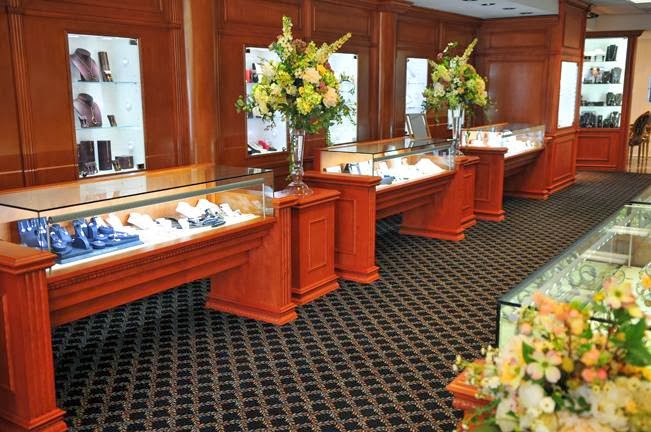 Photo of D'Amore Jewelers in Cliffside Park City, New Jersey, United States - 2 Picture of Point of interest, Establishment, Finance, Store, Jewelry store