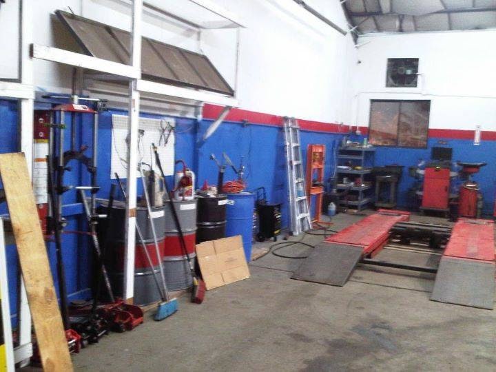 Photo of Alb's Auto Repair Shop in Staten Island City, New York, United States - 2 Picture of Point of interest, Establishment, Car repair