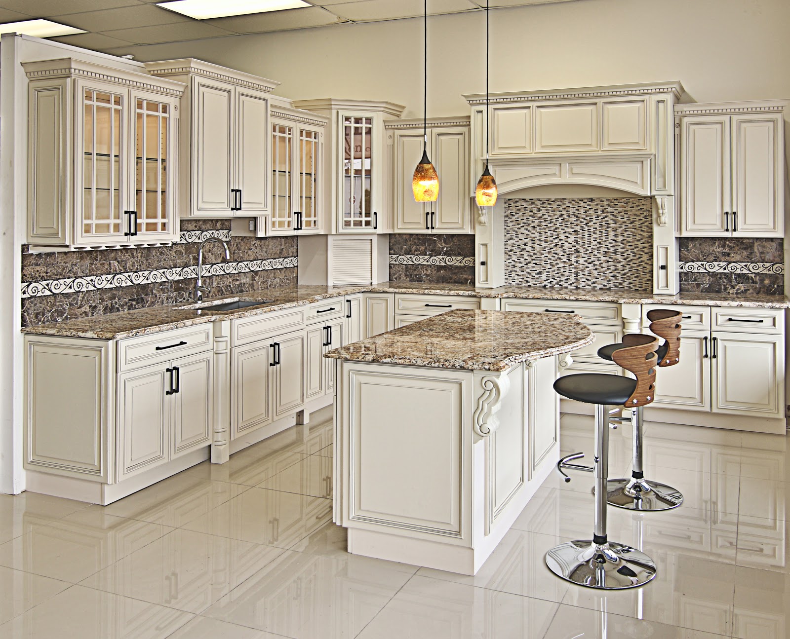 Photo of My House Kitchen Tile & Bath in Union City, New Jersey, United States - 9 Picture of Point of interest, Establishment, Store, Home goods store, General contractor, Furniture store