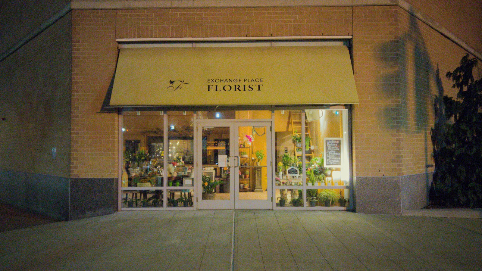 Photo of Exchange Place Florist in Jersey City, New Jersey, United States - 2 Picture of Point of interest, Establishment, Store, Florist