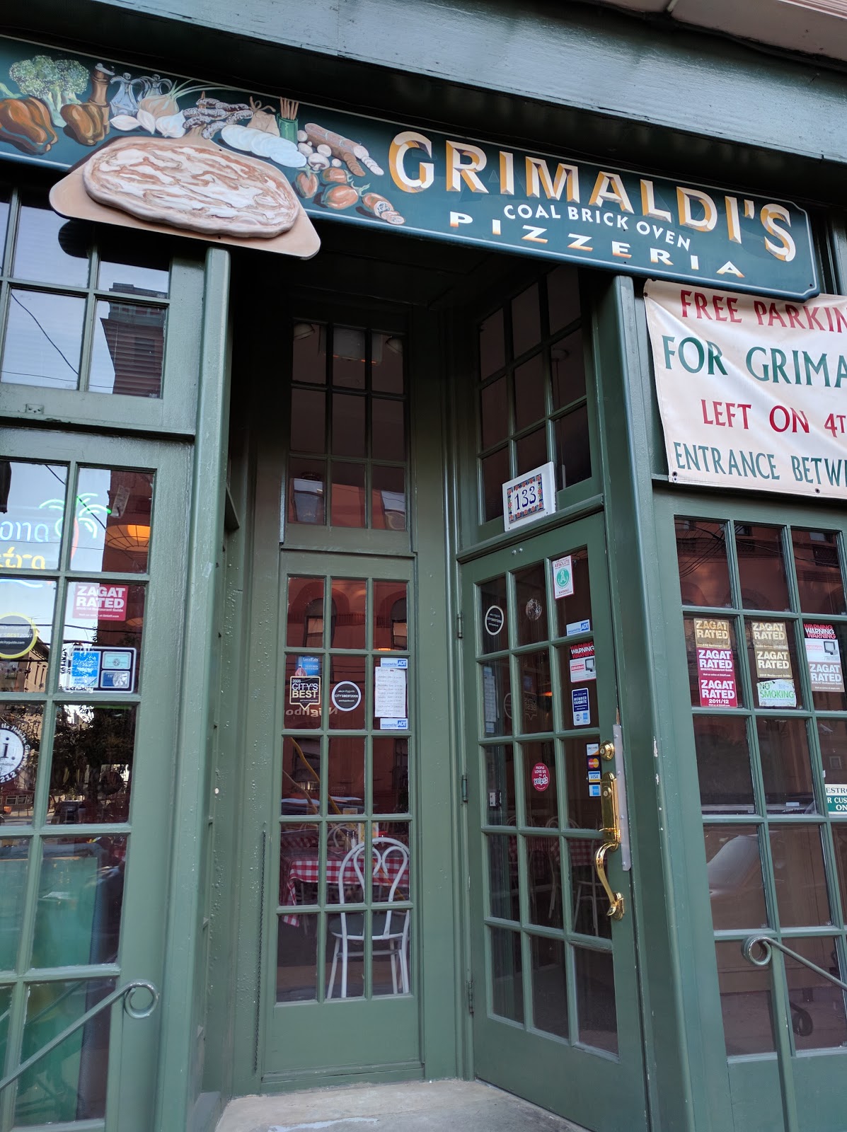 Photo of Grimaldi's Coal Brick Oven in Hoboken City, New Jersey, United States - 1 Picture of Restaurant, Food, Point of interest, Establishment, Bar