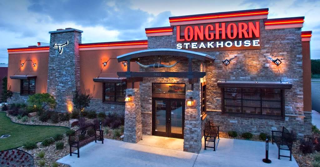 Photo of LongHorn Steakhouse in Woodbridge Township City, New Jersey, United States - 1 Picture of Restaurant, Food, Point of interest, Establishment, Bar