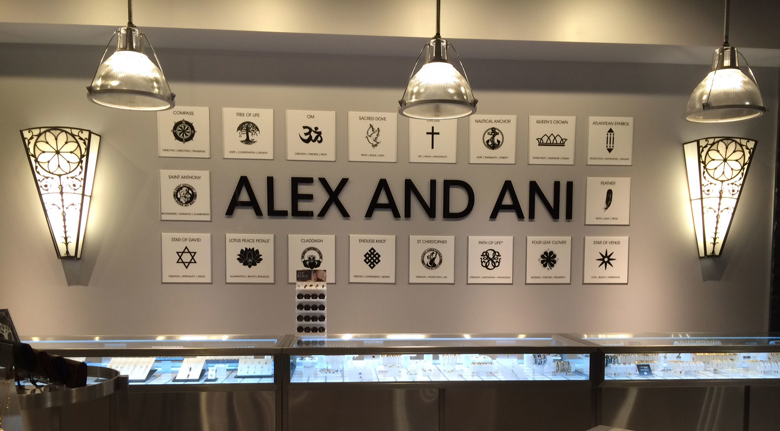 Photo of ALEX AND ANI in Garden City, New York, United States - 2 Picture of Point of interest, Establishment, Store, Jewelry store