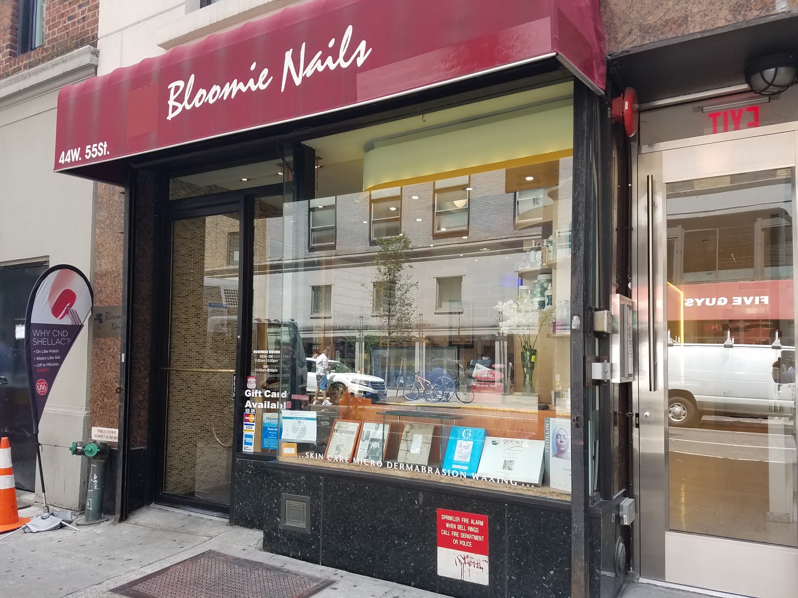 Photo of Bloomie Nails in New York City, New York, United States - 1 Picture of Point of interest, Establishment, Health, Spa, Beauty salon, Hair care