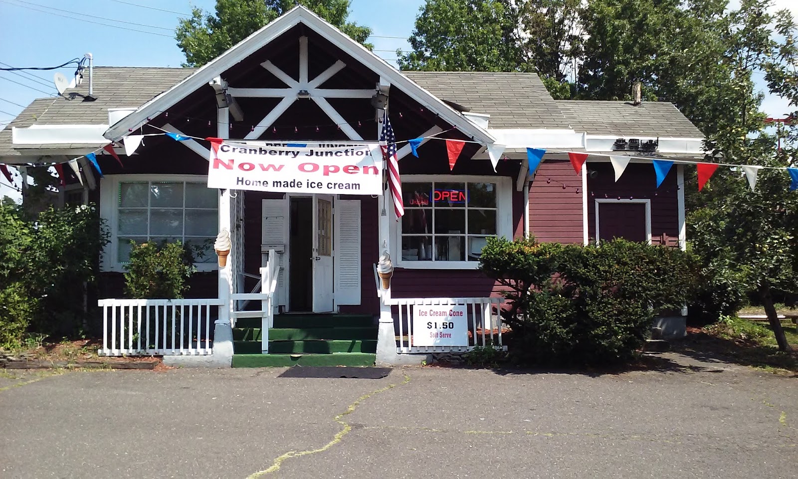 Photo of Cranberry Junction Ice Cream in Hackensack City, New Jersey, United States - 2 Picture of Food, Point of interest, Establishment, Store