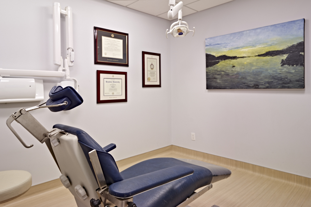 Photo of Metropolitan Oral Surgery Associates in New York City, New York, United States - 9 Picture of Point of interest, Establishment, Health, Doctor, Dentist