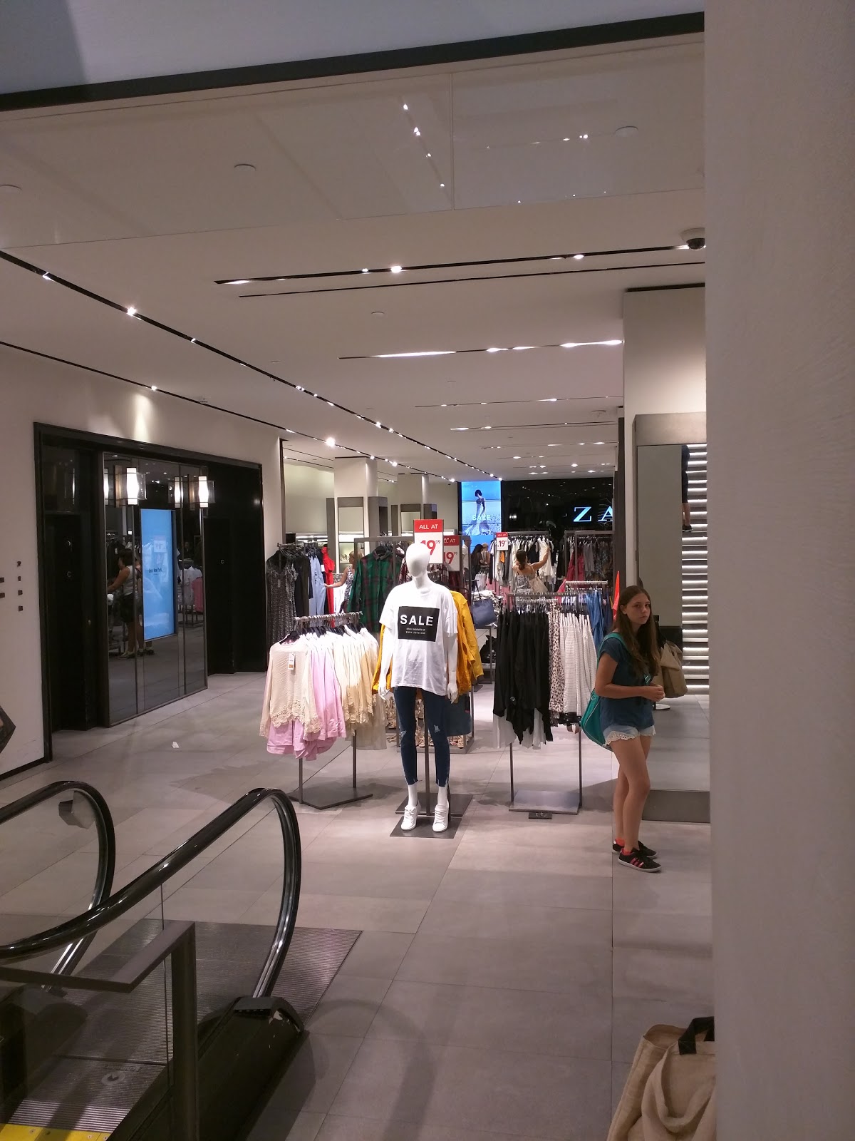 Photo of Zara in New York City, New York, United States - 10 Picture of Point of interest, Establishment, Store, Clothing store