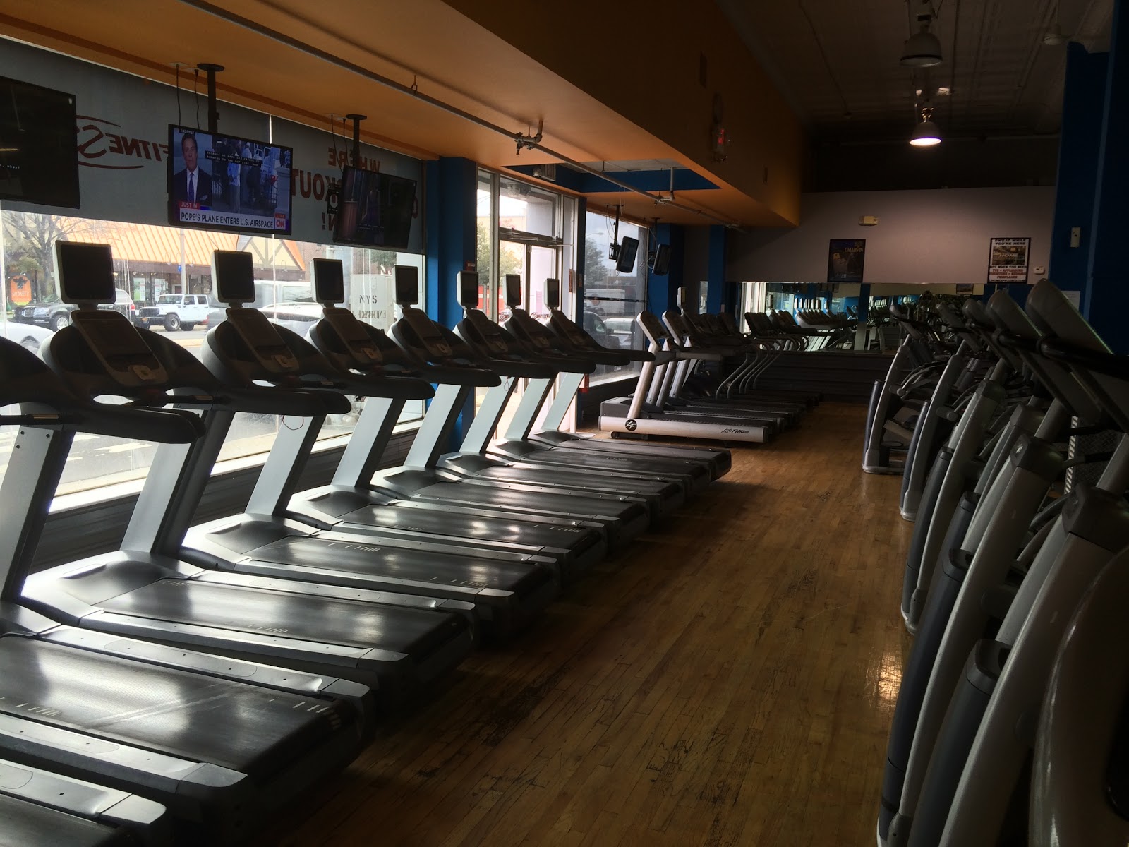 Photo of Intoxx Fitness Clubs in Rockville Centre City, New York, United States - 6 Picture of Point of interest, Establishment, Health