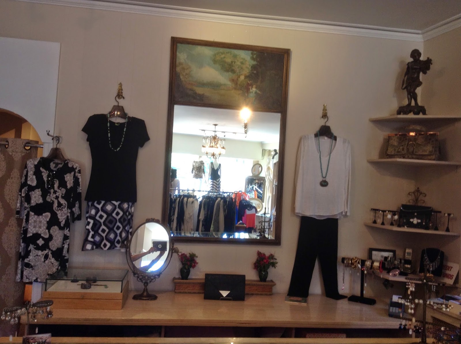 Photo of Trois Jours Boutique Etc in Locust Valley City, New York, United States - 7 Picture of Point of interest, Establishment, Store, Clothing store