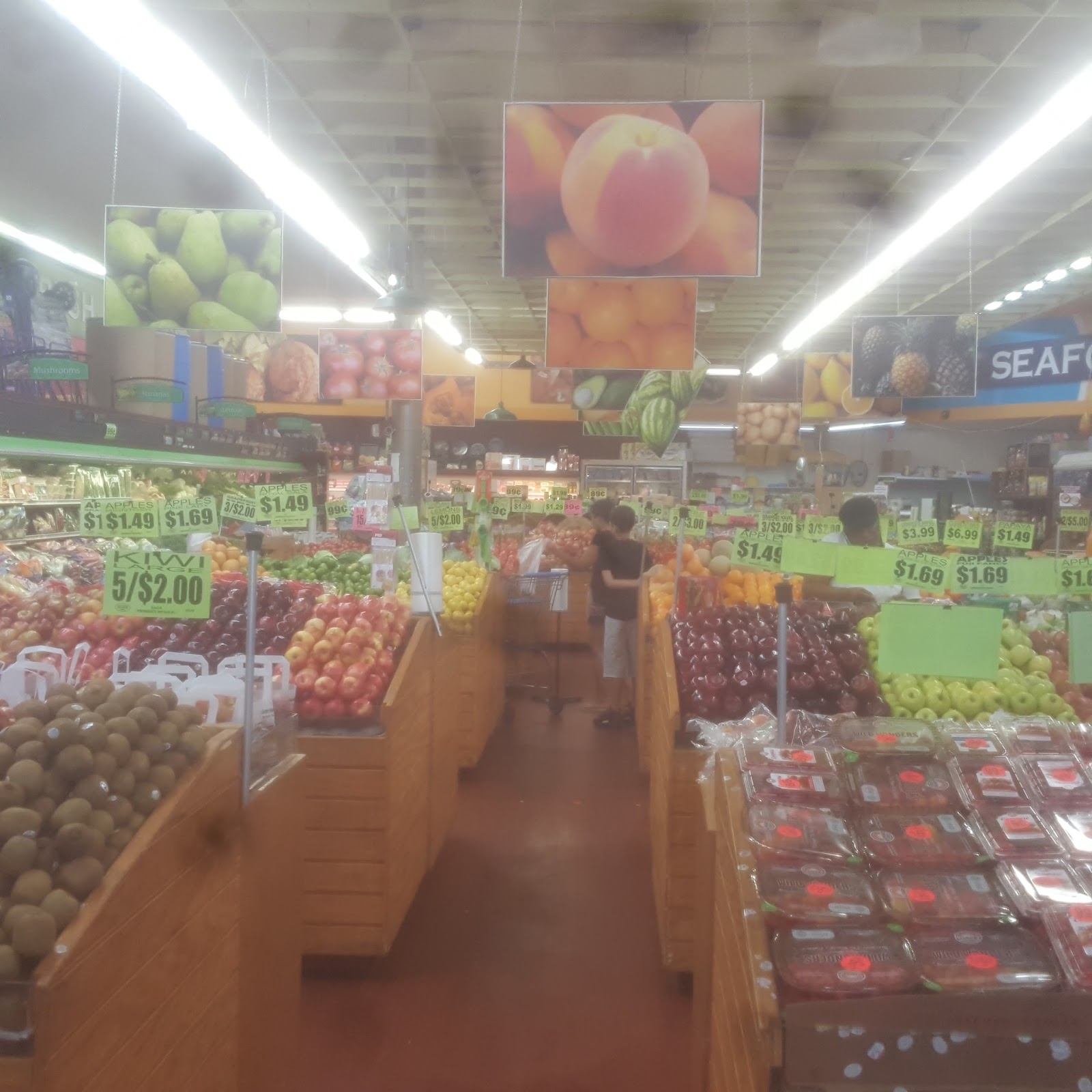 Photo of Food Universe Marketplace in Queens City, New York, United States - 2 Picture of Food, Point of interest, Establishment, Store, Grocery or supermarket