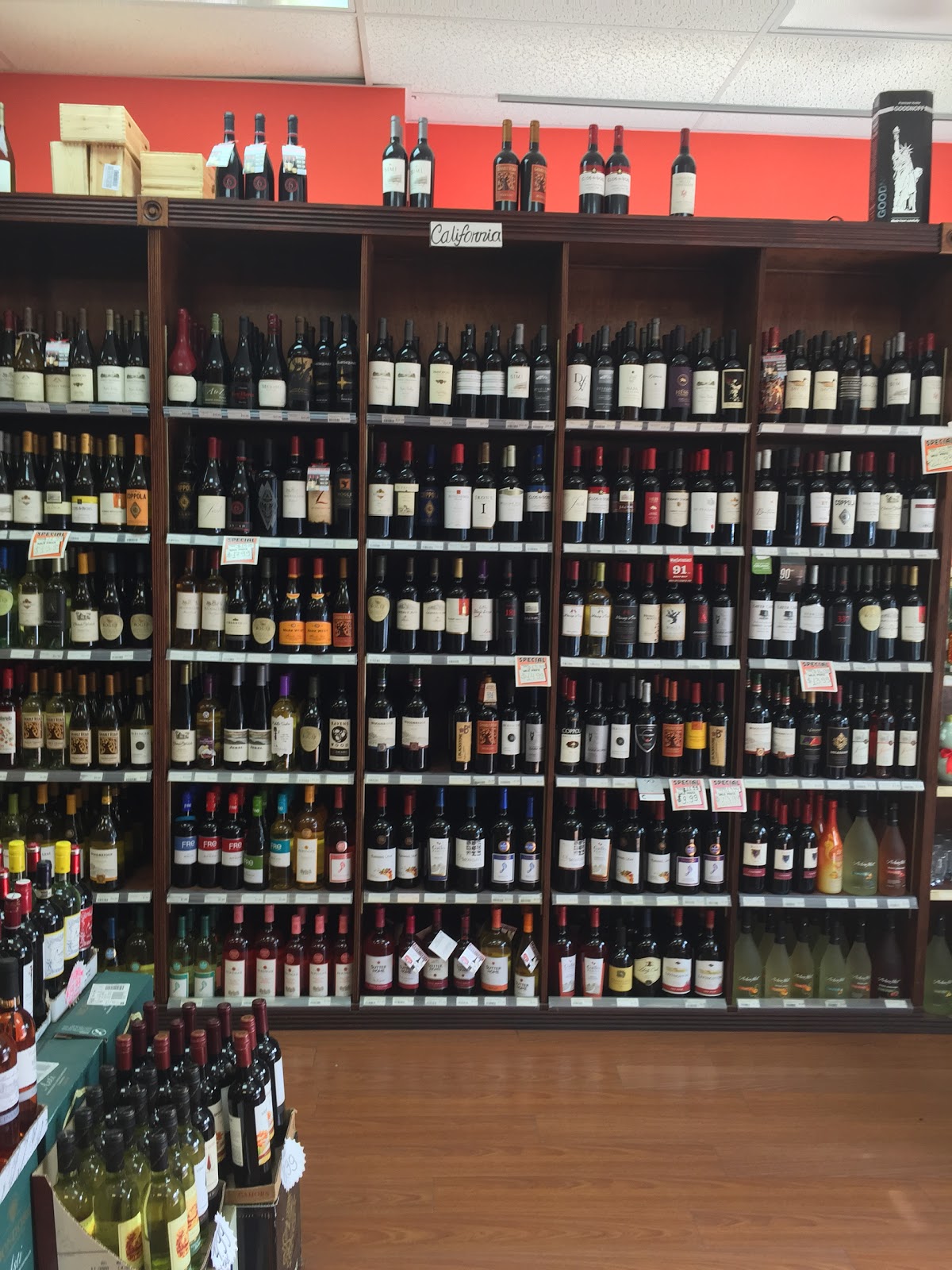Photo of Imperial Wine inc in Kings County City, New York, United States - 4 Picture of Food, Point of interest, Establishment, Store, Liquor store