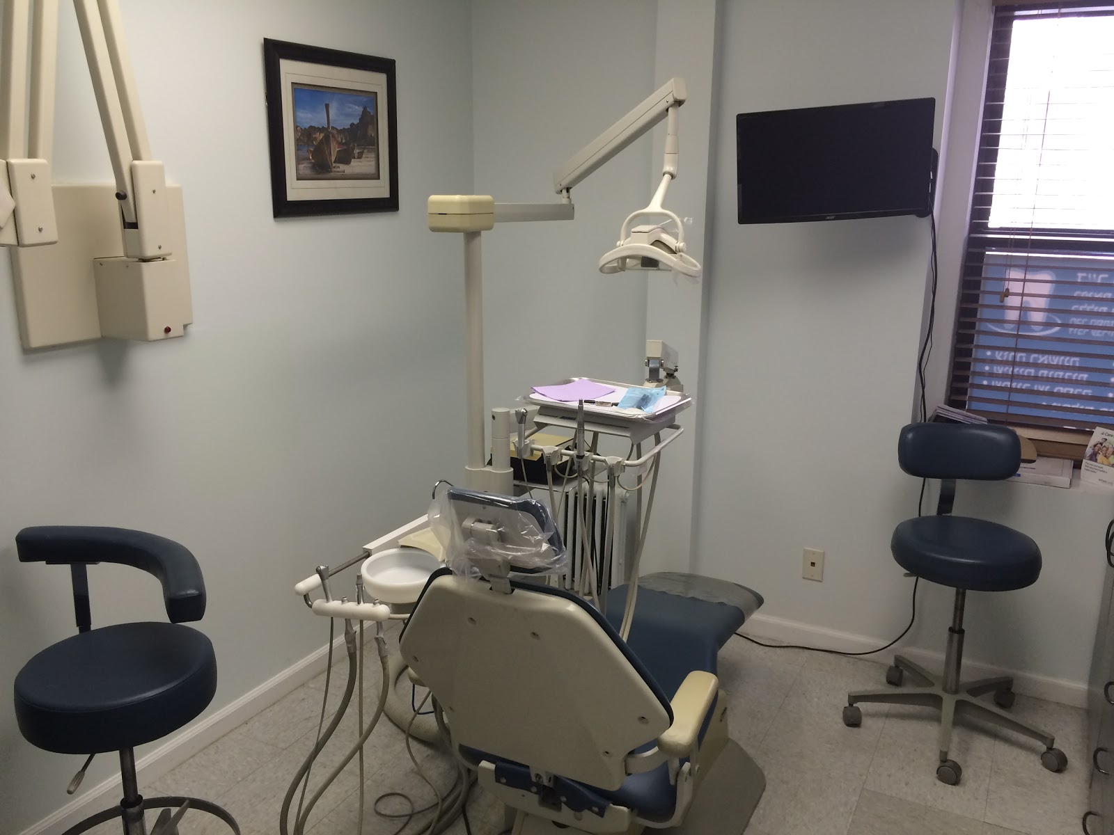 Photo of Boro Park Dental Smiles, PLLC in Kings County City, New York, United States - 2 Picture of Point of interest, Establishment, Health, Dentist