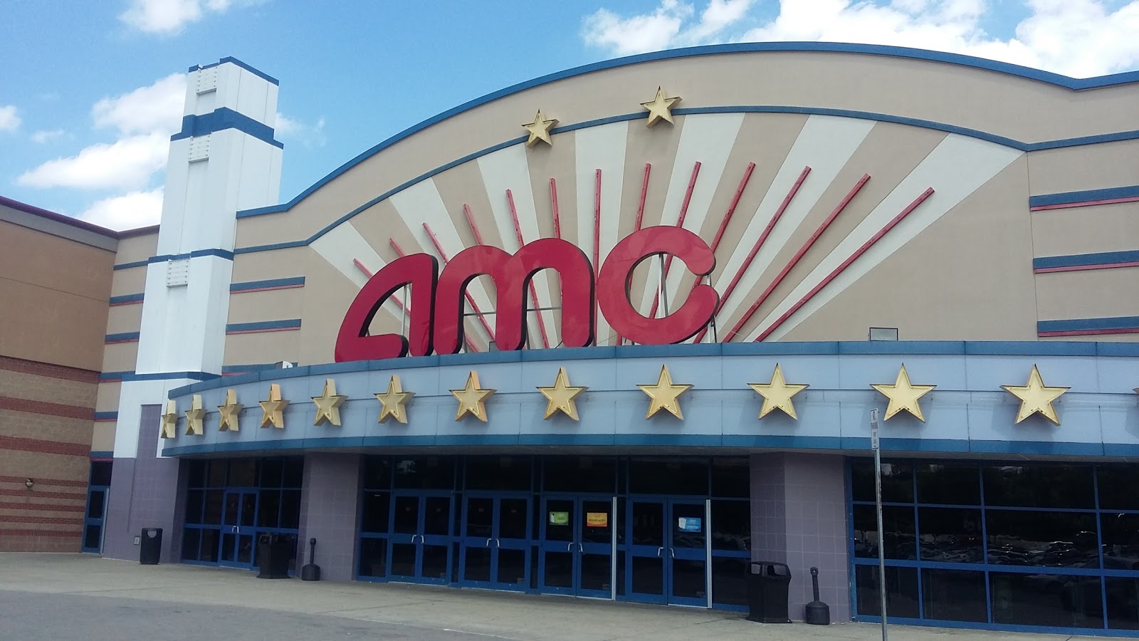 Photo of AMC Clifton Commons 16 in Clifton City, New Jersey, United States - 10 Picture of Point of interest, Establishment, Movie theater