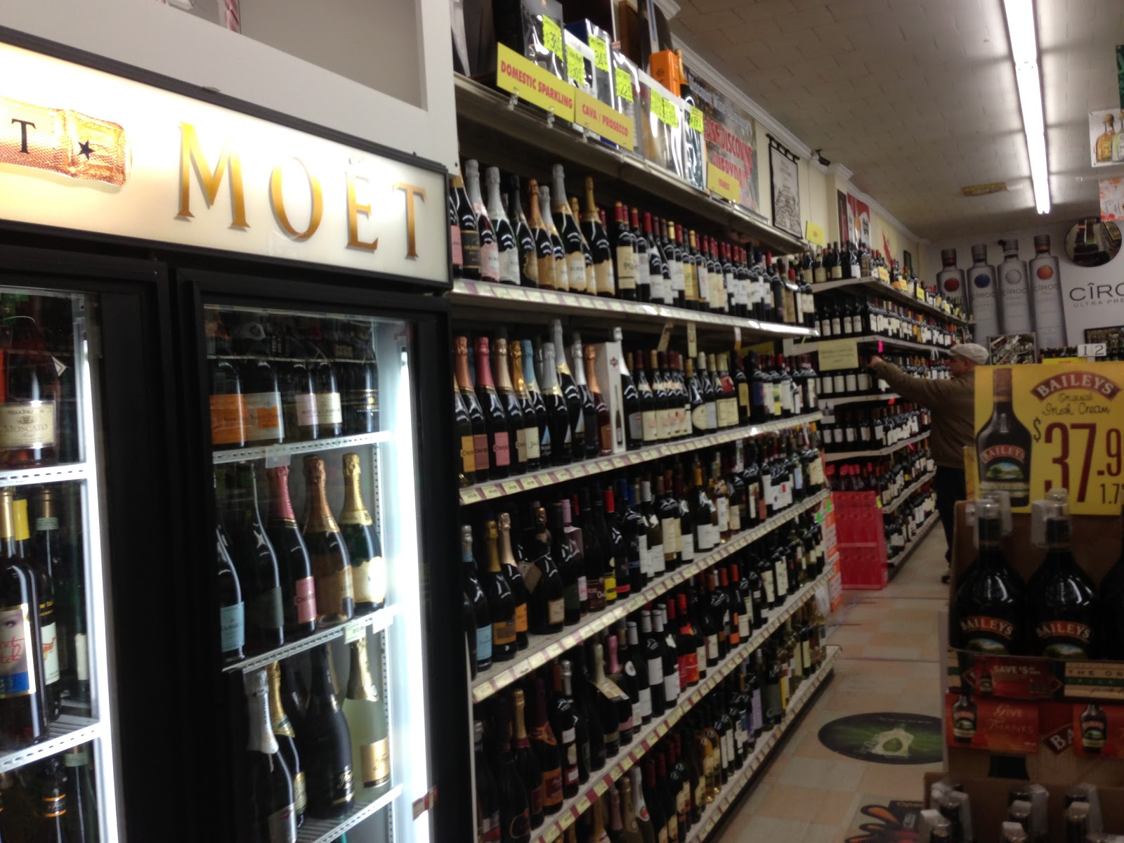 Photo of Gerard Discount Liquour Wine in Bronx City, New York, United States - 4 Picture of Point of interest, Establishment, Store, Liquor store