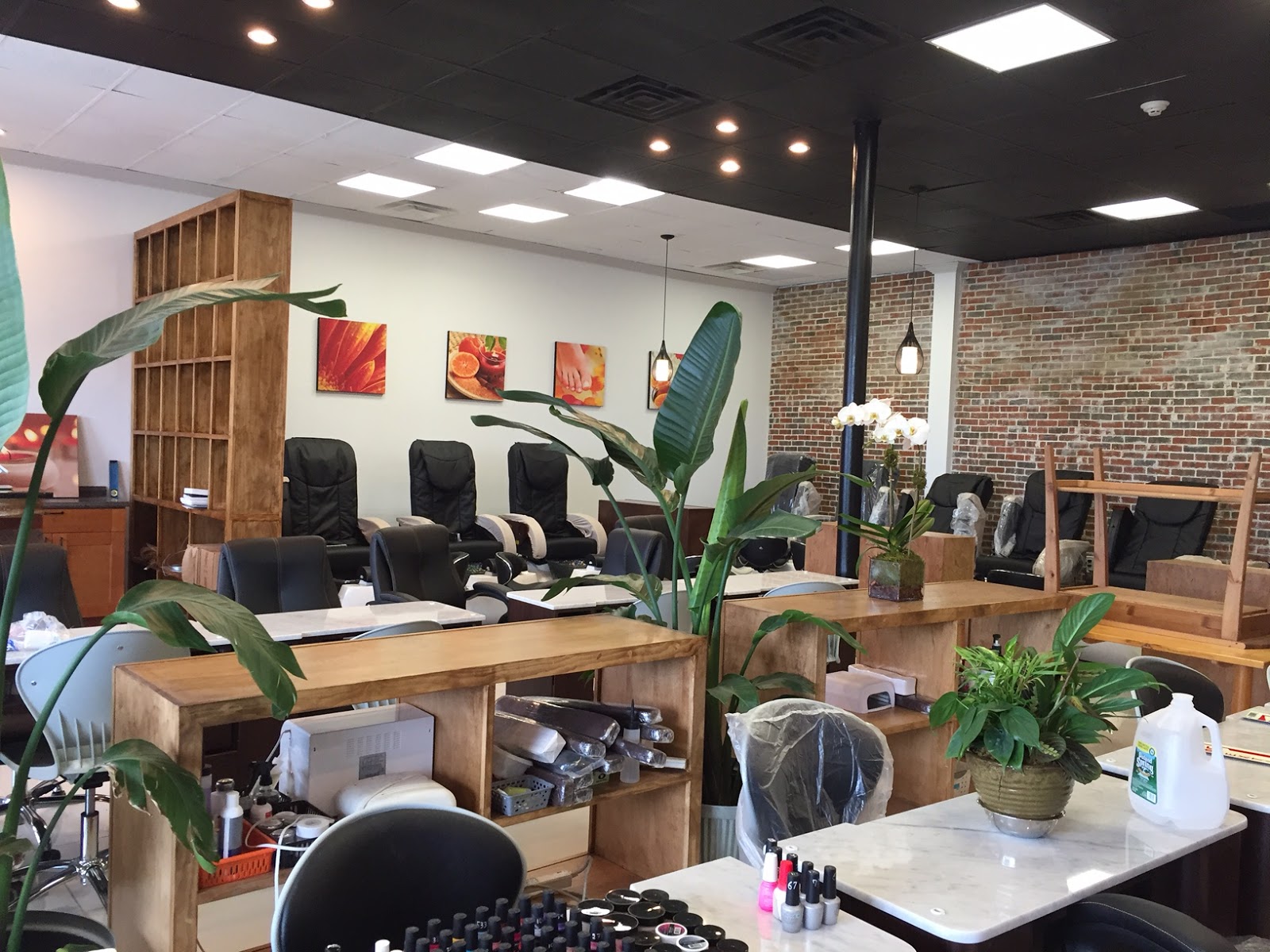 Photo of new clara nails in Union City, New Jersey, United States - 1 Picture of Point of interest, Establishment, Beauty salon, Hair care