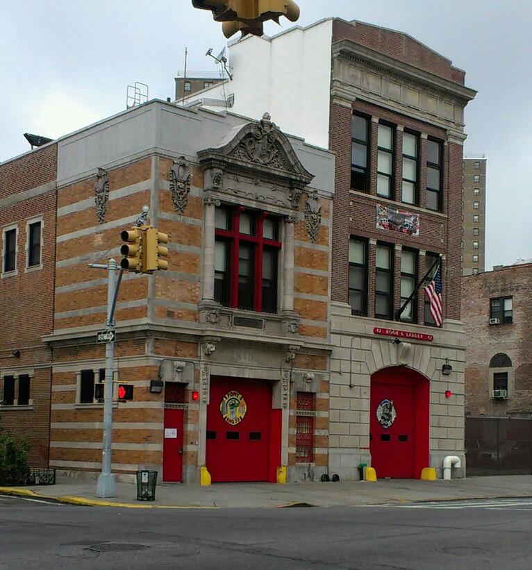 Photo of FDNY Engine 73 & Ladder 42 in Bronx City, New York, United States - 1 Picture of Point of interest, Establishment