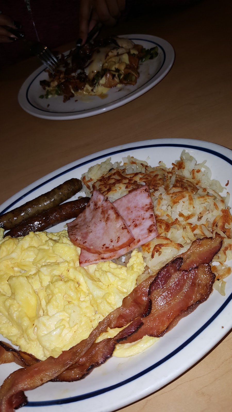 Photo of IHOP in Newark City, New Jersey, United States - 9 Picture of Restaurant, Food, Point of interest, Establishment