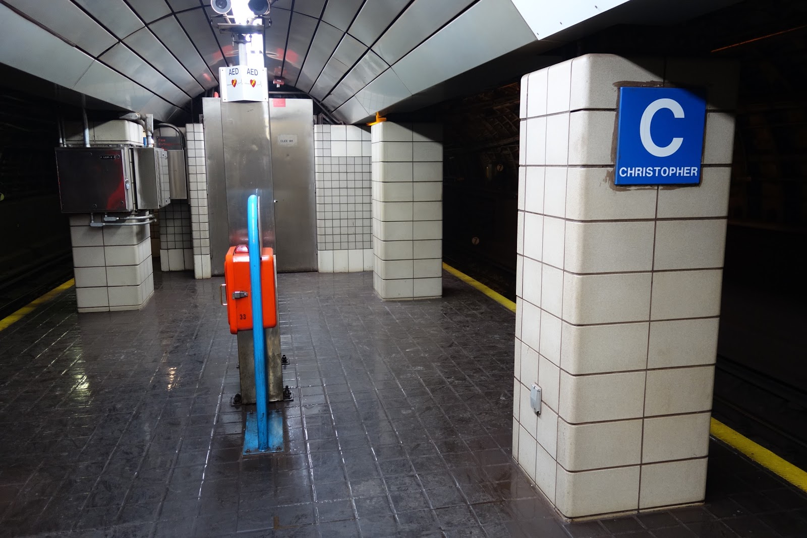 Photo of Christopher Street Station in New York City, New York, United States - 9 Picture of Point of interest, Establishment, Transit station, Train station