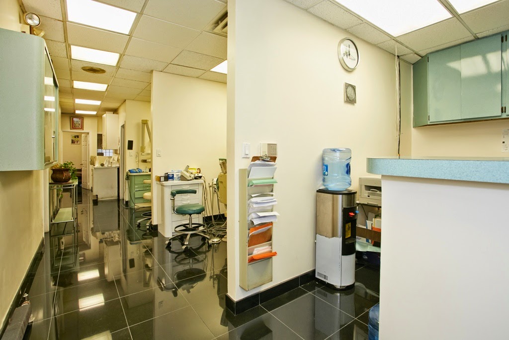 Photo of Woodhaven Family Dental in Queens City, New York, United States - 6 Picture of Point of interest, Establishment, Health, Dentist