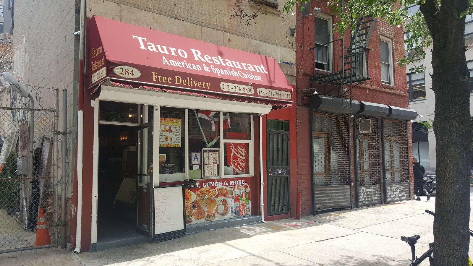 Photo of Tauro Restaurant in New York City, New York, United States - 1 Picture of Restaurant, Food, Point of interest, Establishment