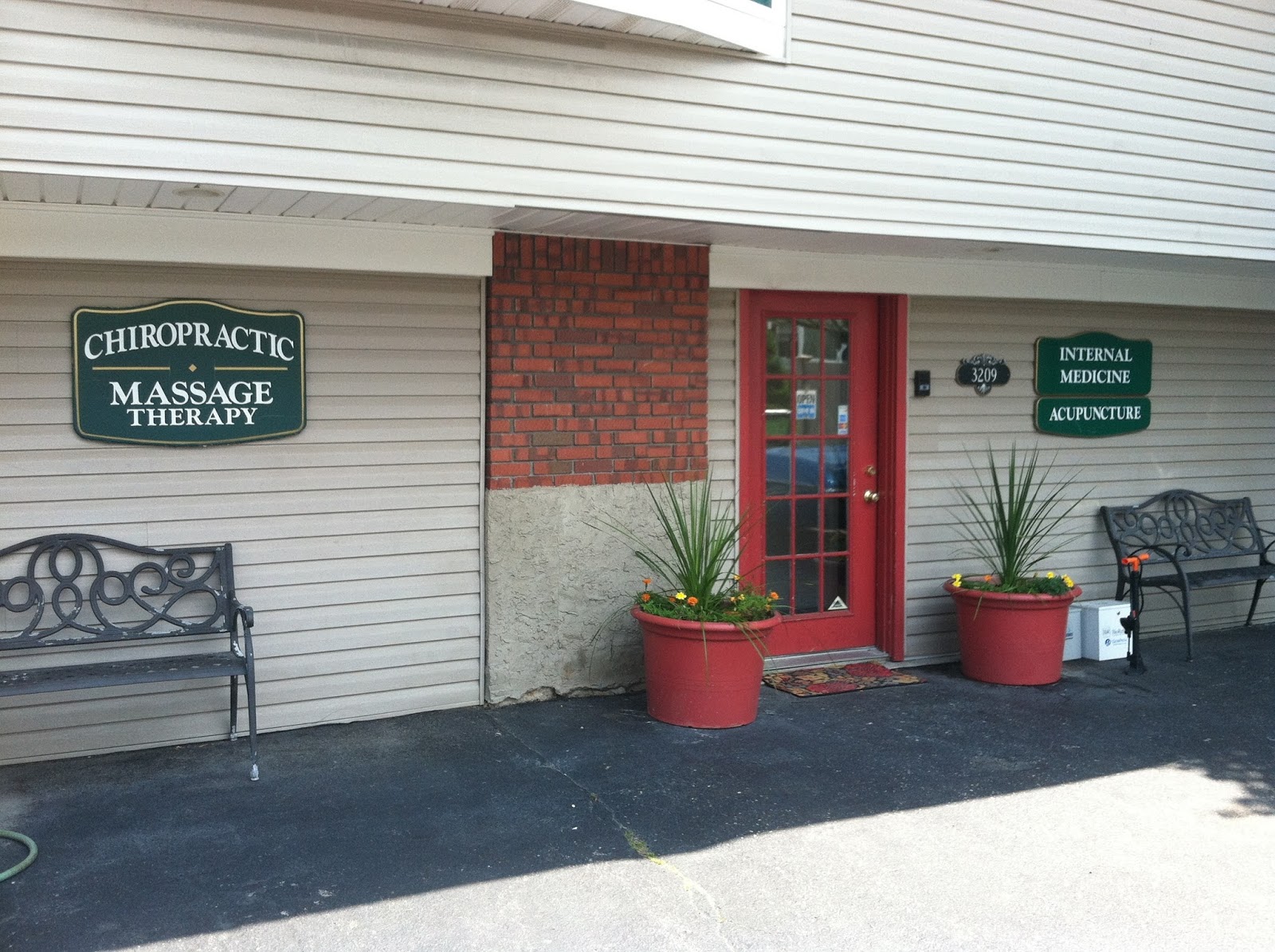 Photo of Guerriere Family Chiropratic in Baldwin City, New York, United States - 1 Picture of Point of interest, Establishment, Health, Doctor