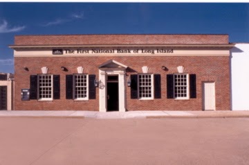 Photo of The First National Bank of Long Island in Rockville Centre City, New York, United States - 2 Picture of Point of interest, Establishment, Finance, Atm, Bank