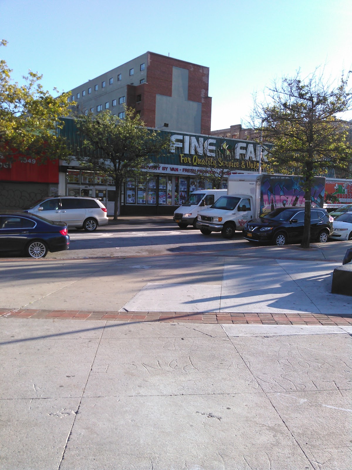 Photo of Fine Fare Supermarket in Bronx City, New York, United States - 1 Picture of Food, Point of interest, Establishment, Store, Grocery or supermarket