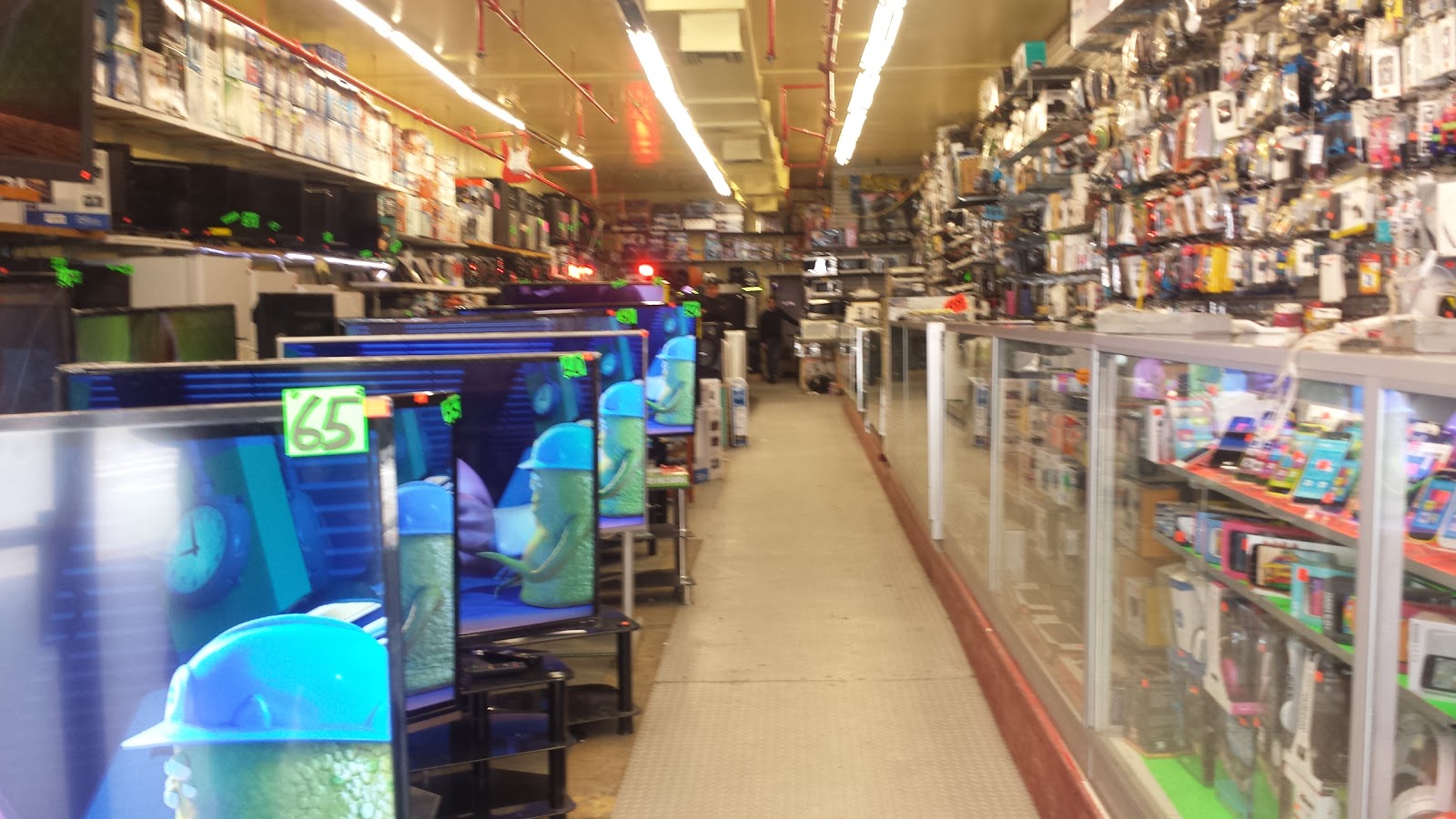 Photo of Electronics R US in Brooklyn City, New York, United States - 1 Picture of Point of interest, Establishment, Store, Electronics store