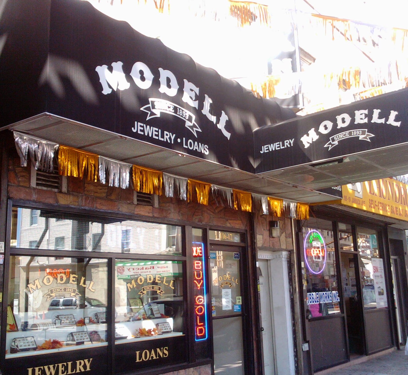 Photo of Modell Collateral Loans Jamaica Ave. Queens in Queens City, New York, United States - 3 Picture of Point of interest, Establishment, Finance, Store, Jewelry store