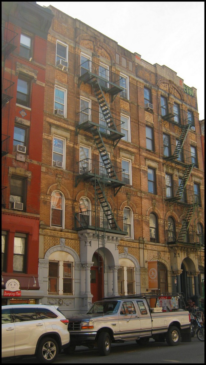 Photo of Physical Graffiti Building in New York City, New York, United States - 1 Picture of Point of interest, Establishment