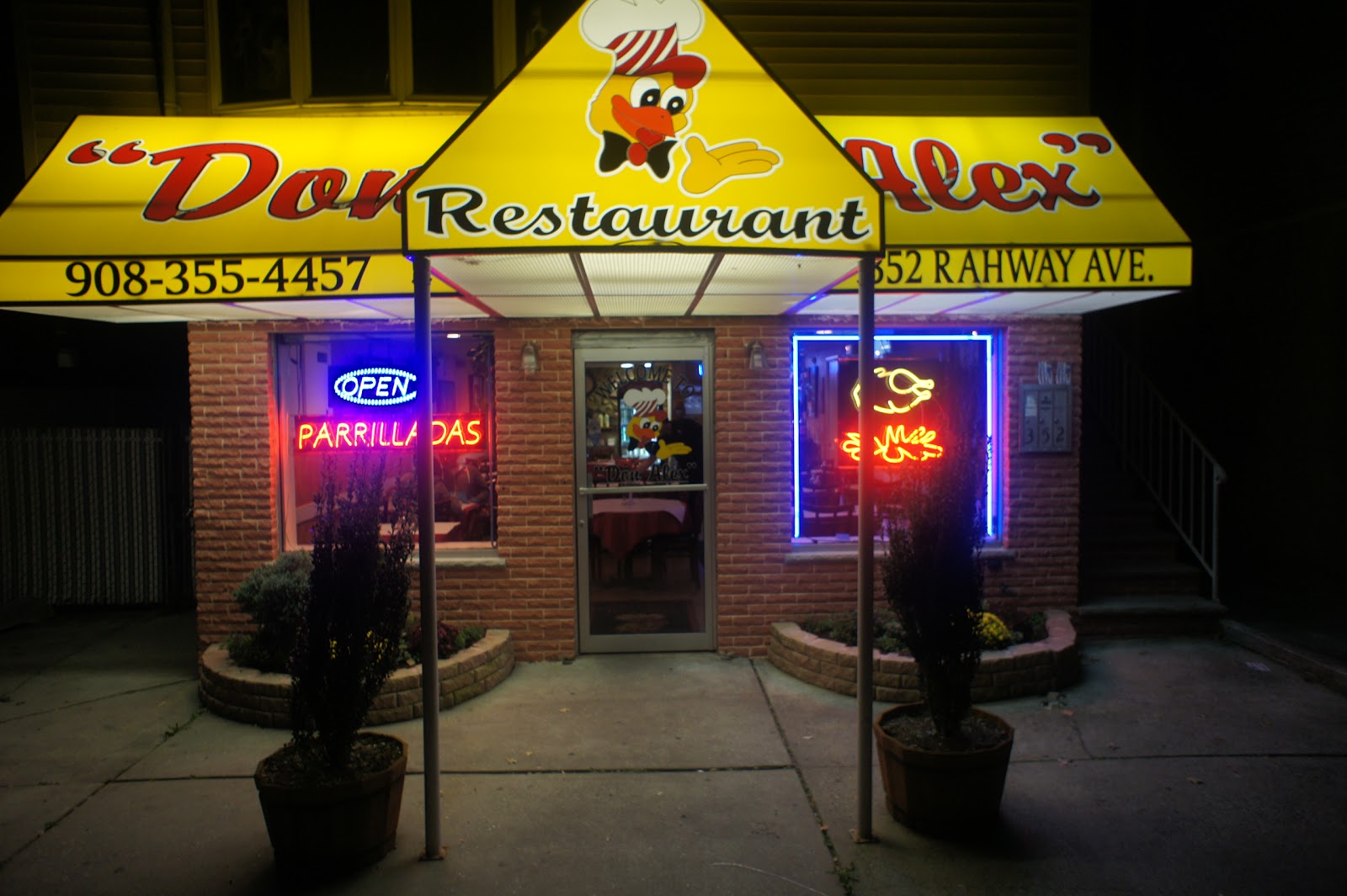 Photo of Don Alex Restaurant in Elizabeth City, New Jersey, United States - 2 Picture of Restaurant, Food, Point of interest, Establishment