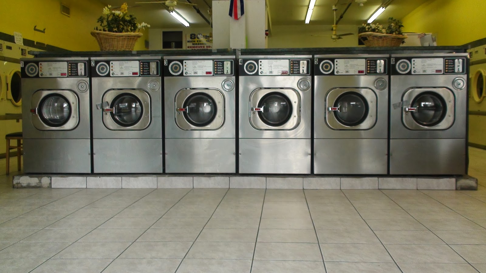 Photo of Hollywood Laundromat in Hillside City, New Jersey, United States - 1 Picture of Point of interest, Establishment, Laundry