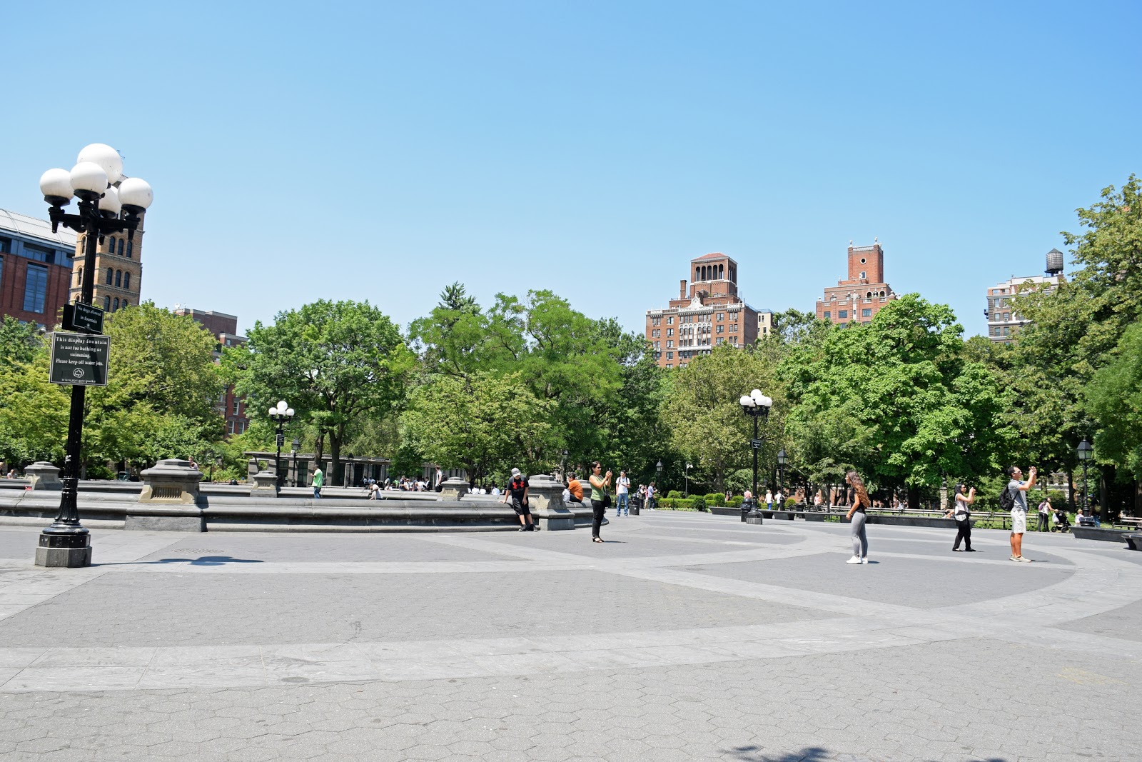 Photo of Washington Square Fountain in New York City, New York, United States - 6 Picture of Point of interest, Establishment