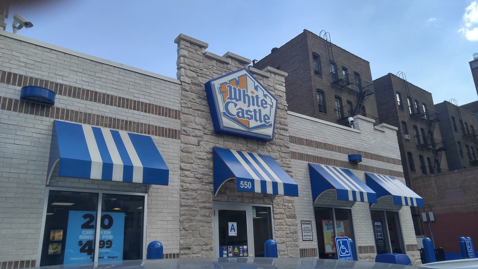 Photo of White Castle in Bronx City, New York, United States - 1 Picture of Restaurant, Food, Point of interest, Establishment